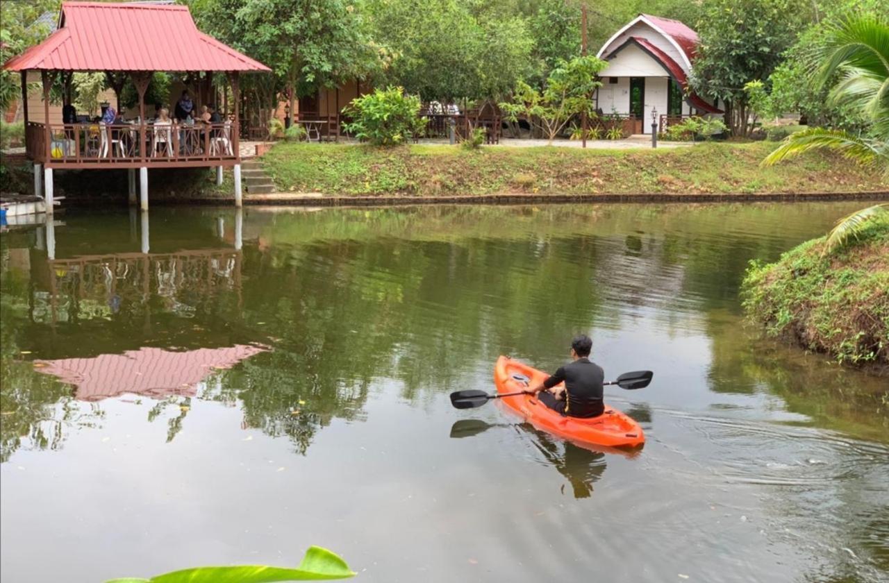 Api-Api Eco Chalet Pantai Kok Eksteriør billede