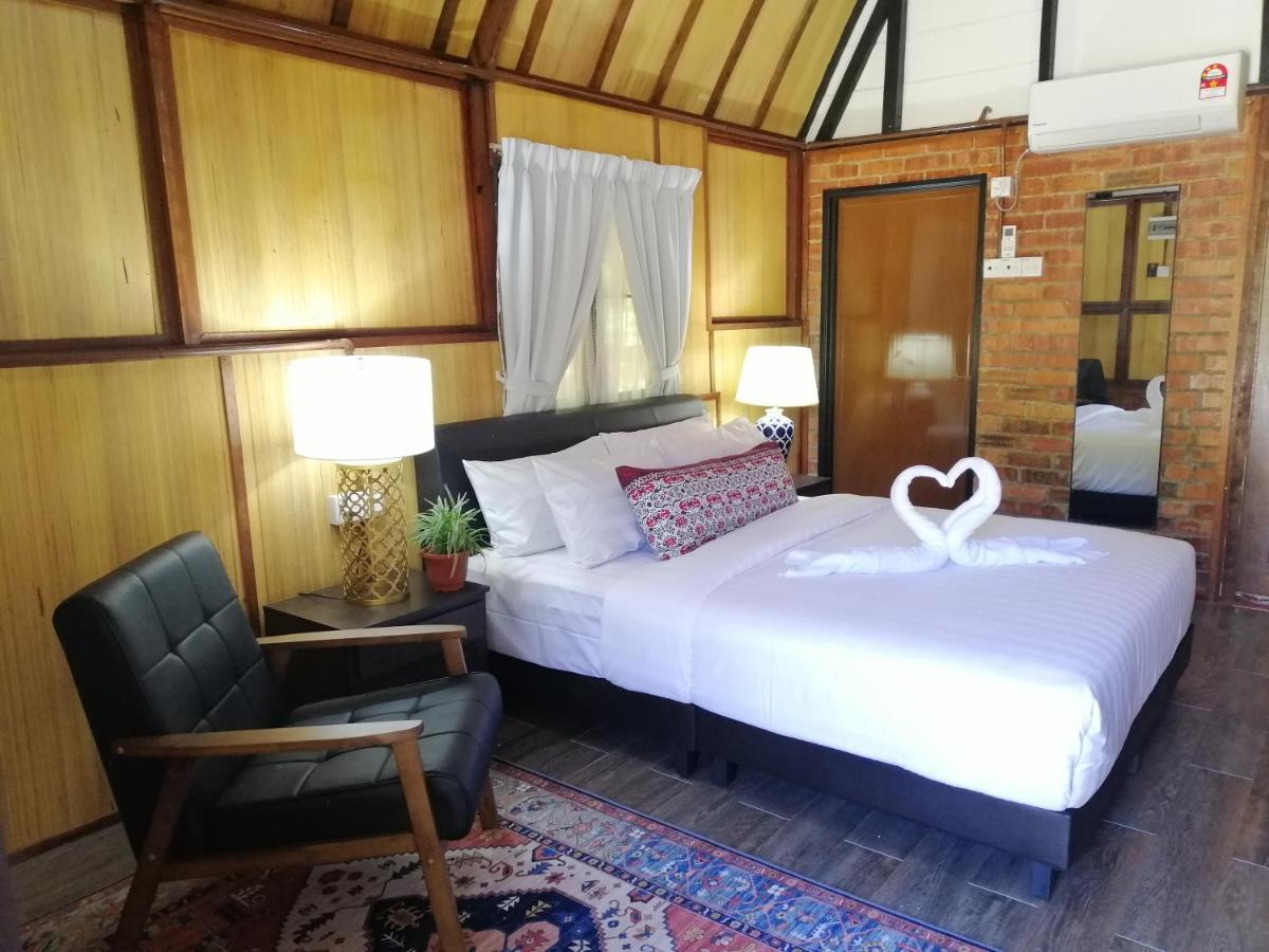Api-Api Eco Chalet Pantai Kok Eksteriør billede